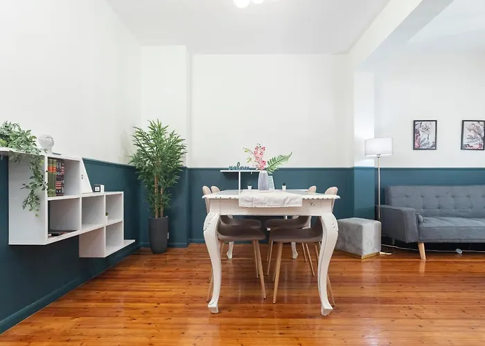 Houseloft Metropolitan Charm *